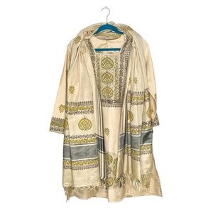 Cream, Gray & Gold Medallion Beaded Kurta Tunic & Scarf Set